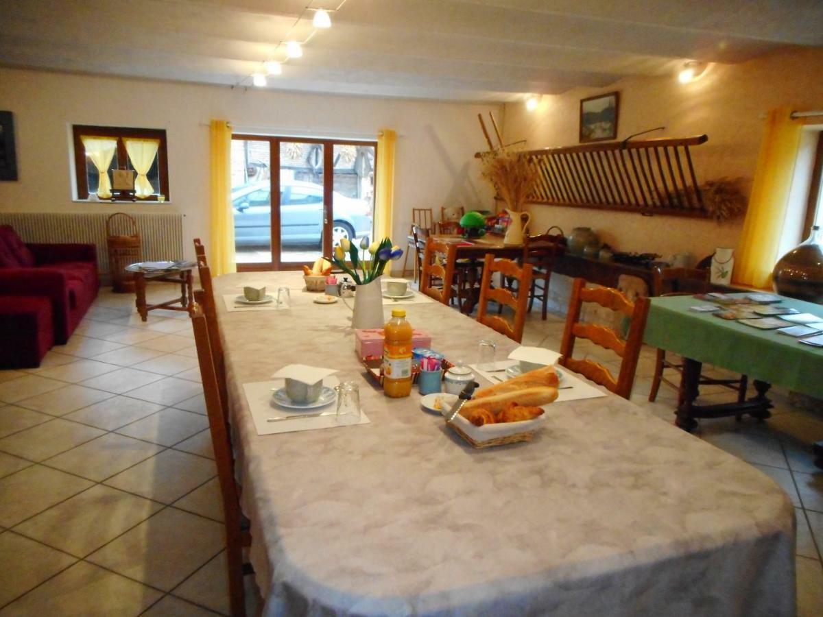 La Ferme Du Grand Faubourg Bed & Breakfast Pont-de-Vaux Exterior photo